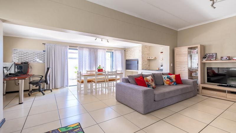 3 Bedroom Property for Sale in Langeberg Ridge Western Cape